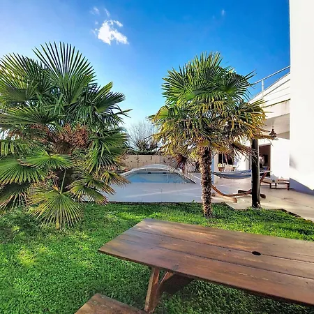 Les Roselieres By Interhome Villa Meschers-sur-Gironde