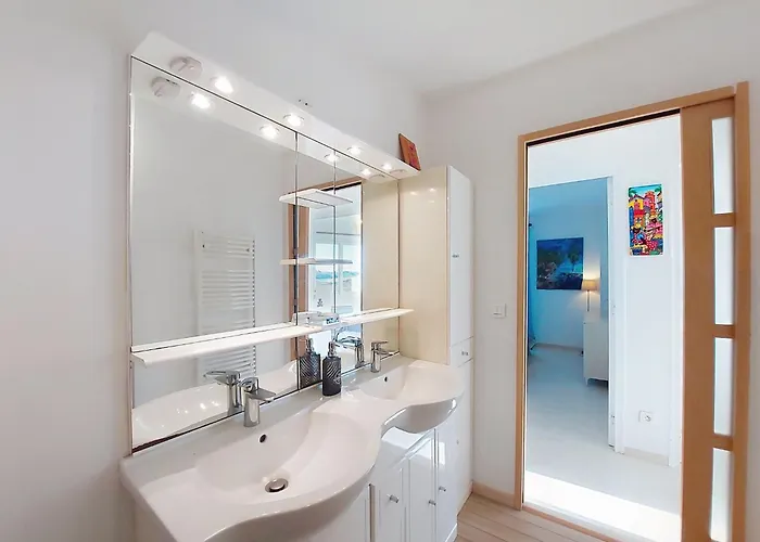 Villa Les Roselieres By Interhome Meschers-sur-Gironde