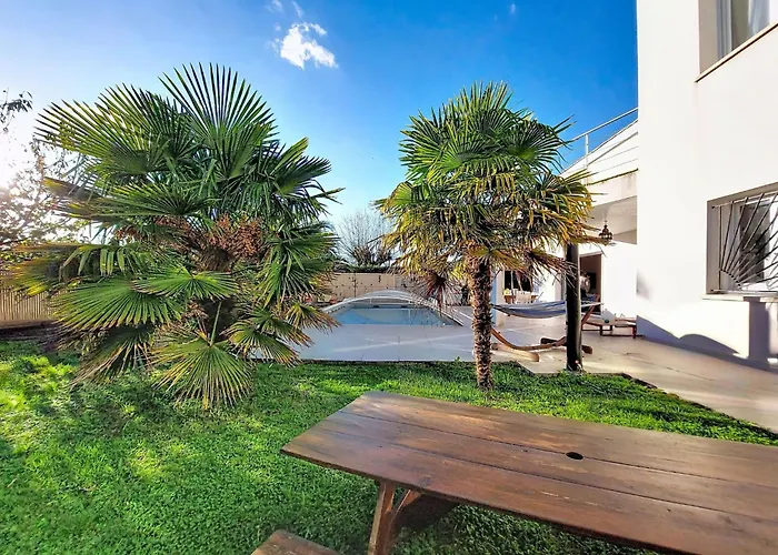 Les Roselieres By Interhome Villa Meschers-sur-Gironde