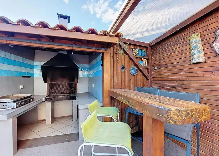 Les Roselieres By Interhome Meschers-sur-Gironde